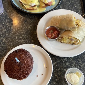 The Trails Eatery - Morning Glory DF muffin, DF bacon breakfast burrito, GF eggs benedict - Breakfast & Brunch Near Me - San Diego, California