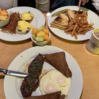 Studio Diner - American Near Me - San Diego, California Studio Diner - American Near Me - San Diego, California