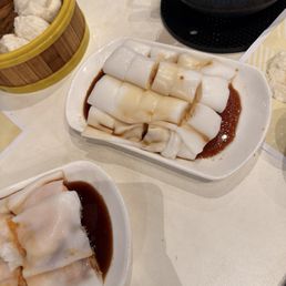 Steamed Rice Noodle Roll w/ Shrimp & Steamed Plain Rice Noodle Roll Steamed Rice Noodle Roll w/ Shrimp & Steamed Plain Rice Noodle Roll