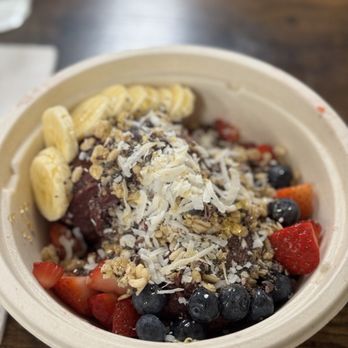 Waffle and Berry - Açaí bowl $18 - Waffles Near Me - Honolulu, Hawaii Waffle and Berry - Açaí bowl $18 - Waffles Near Me - Honolulu, Hawaii