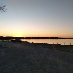 Sunset Cove Marina- Campground & RV Resort - Sunset cove, the name says it all wow...