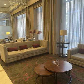 Sonesta Hotel Baltimore Inner Harbor - Lobby - Hotels Near Me - Baltimore, Maryland