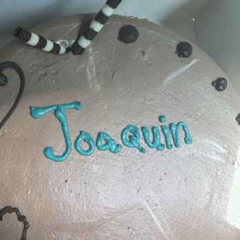 Merengue Bakery & Cafe - Persian cake - Bakeries Near Me - Monrovia, California