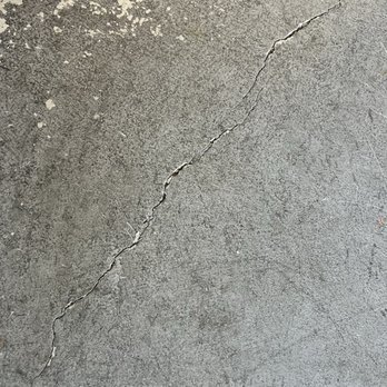 Creative Epoxy Coating - Cracks in the slab - Flooring Near Me Creative Epoxy Coating - Cracks in the slab - Flooring Near Me