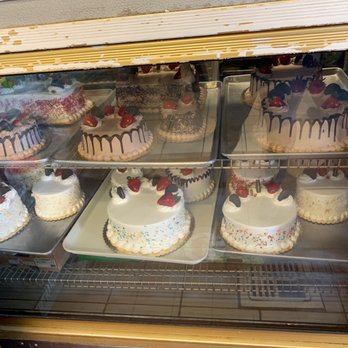 Tlaxcala Bakery Panaderia - Beautiful cakes! - Bakeries Near Me - Santa Ana, California