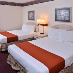 Americas Best Value Inn Wildersville - Two Double Beds Accessible
