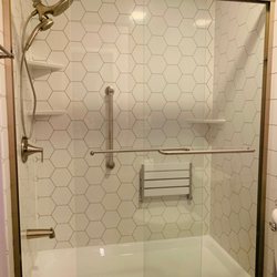 EasyBath - Tub to Shower Conversion