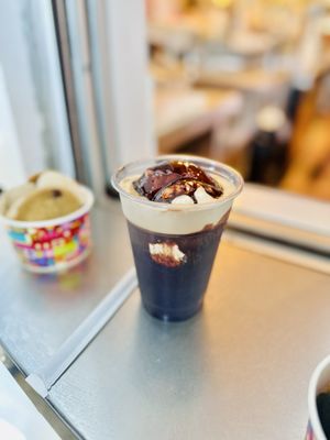 Beaches & Cream Soda Shop by null