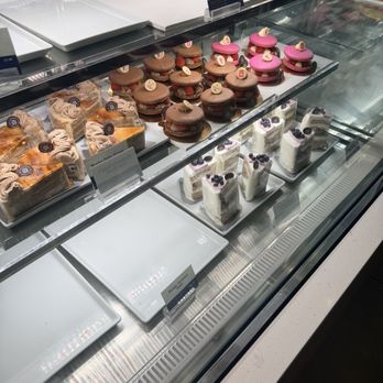 Paris Baguette - Bakeries Near Me - San Jose, California Paris Baguette - Bakeries Near Me - San Jose, California
