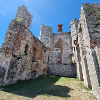 Titchfield Abbey - Landmarks & Historical Buildings Near Me - Catisfield, HAM