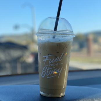 Black Rock Coffee Bar - Iced caramel blondie with light whip - Coffee & Tea Near Me - Glendale, Arizona