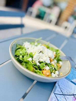 Farm Club: Restaurant, Farm Market & Brewery by null