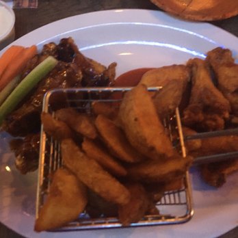 Anchor Bar - Wings were dry. "Seasoned" fries had no seasoning. :/ - Chicken Wings Near Me - San Antonio, Texas Anchor Bar - Wings were dry. "Seasoned" fries had no seasoning. :/ - Chicken Wings Near Me - San Antonio, Texas