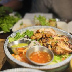 Lemongrass chicken broken rice