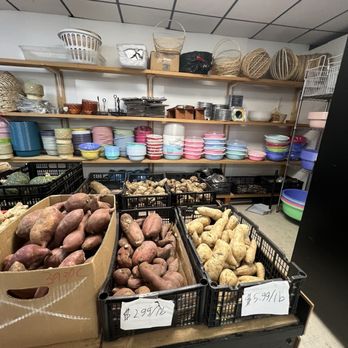 Binh Tay Oriental Market - Veggies - International Grocery Near Me - Springfield, Missouri Binh Tay Oriental Market - Veggies - International Grocery Near Me - Springfield, Missouri