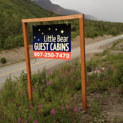 Little Bear Guest Cabins - Entrance sign.