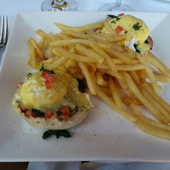 Le Chat Noir - Eggs Florentine - French Near Me - Washington, DC, District of Columbia Le Chat Noir - Eggs Florentine - French Near Me - Washington, DC, District of Columbia