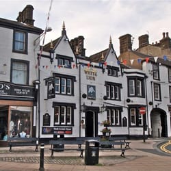White Lion Hotel