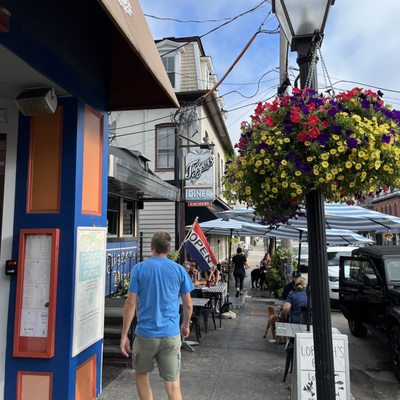 Jigger's Diner by null