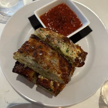 Emmy Squared Pizza - Cheesy Garlic Sticks - Pizza Near Me - Fort Lauderdale, Florida Emmy Squared Pizza - Cheesy Garlic Sticks - Pizza Near Me - Fort Lauderdale, Florida
