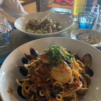 Pasta Moon - Spaghetti Puttanesca - Italian Near Me - Half Moon Bay, California
