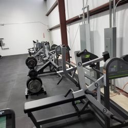 Lone Star Barbell Club - The best equipment. The only private gym that combines state of the art equipment with over 3 decades oddf experienced strength coaching.