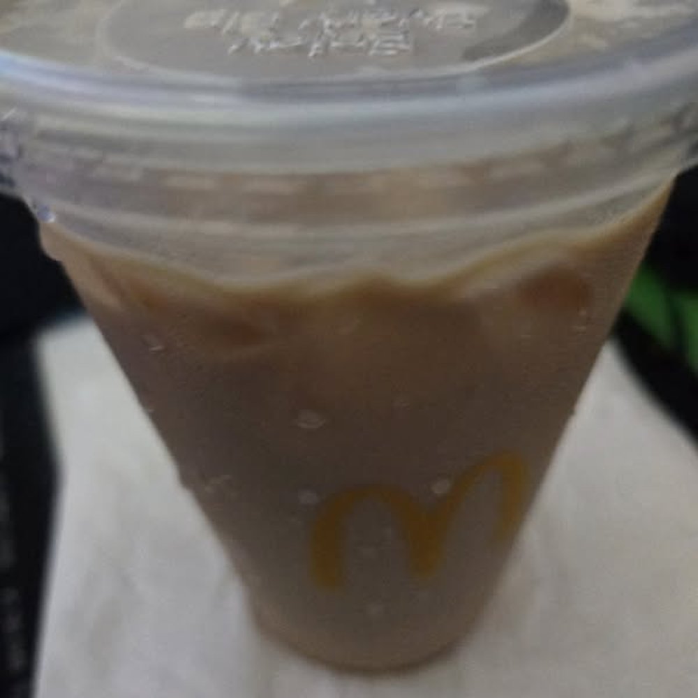 McDonald's - GIVE ME SMALL INSTED OF MEDIUM? RIP OFF? - Fast Food Near Me - Brooklyn, New York