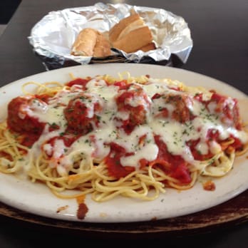 Sal's NY Pizza - spaghetti and meatballs, meh - Pizza Near Me - Hampton, Virginia