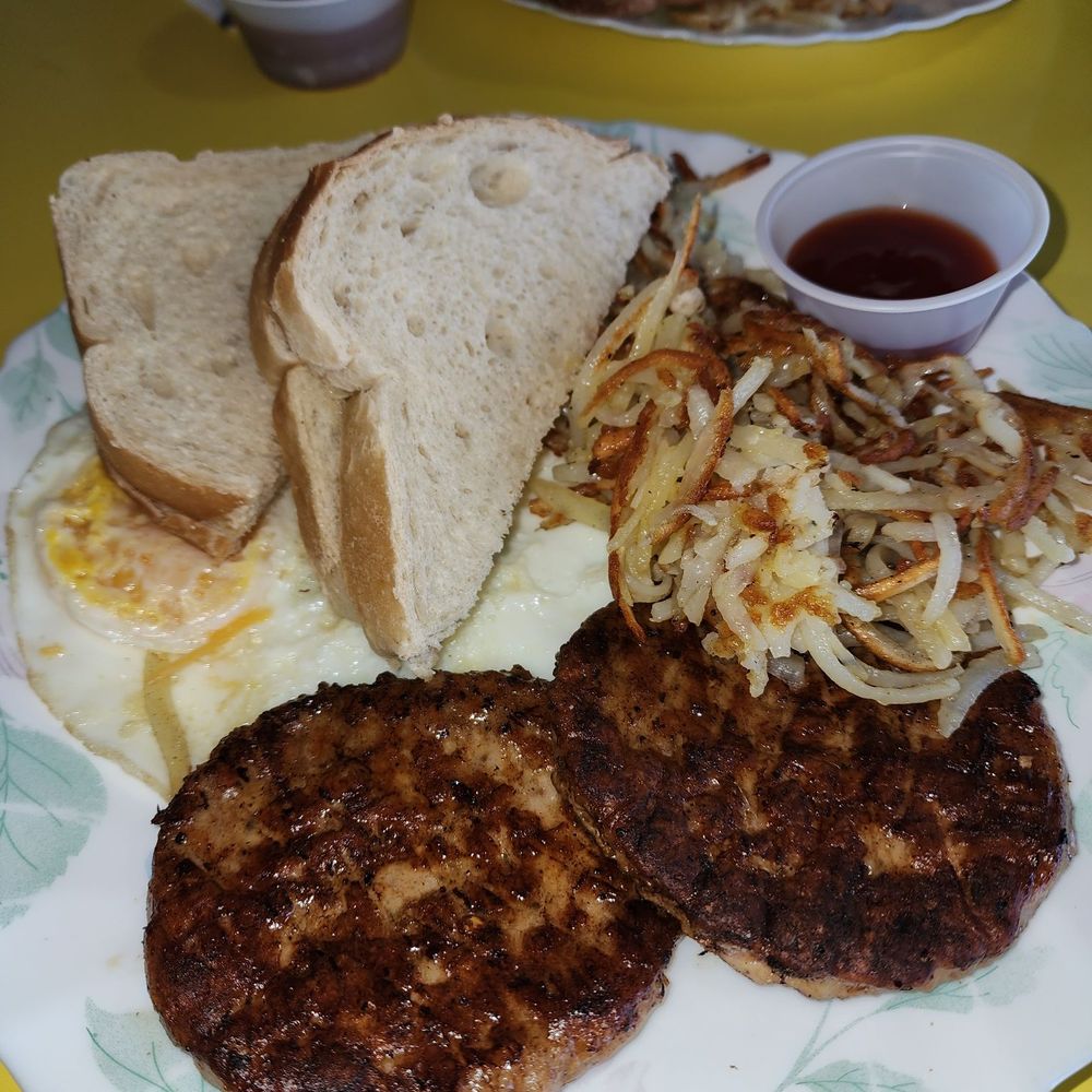Canyon Cafe - Nicely served breakfast - Pizza Near Me - Dolan Springs, Arizona Canyon Cafe - Nicely served breakfast - Pizza Near Me - Dolan Springs, Arizona