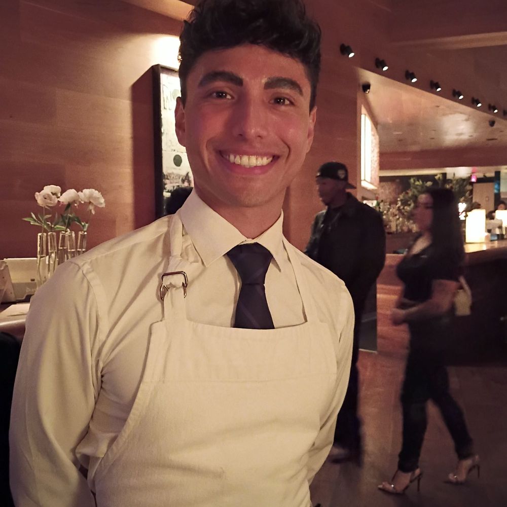 Laurel Grill - CSA or Customer Service All Star Victor - American Near Me - Culver City, California Laurel Grill - CSA or Customer Service All Star Victor - American Near Me - Culver City, California