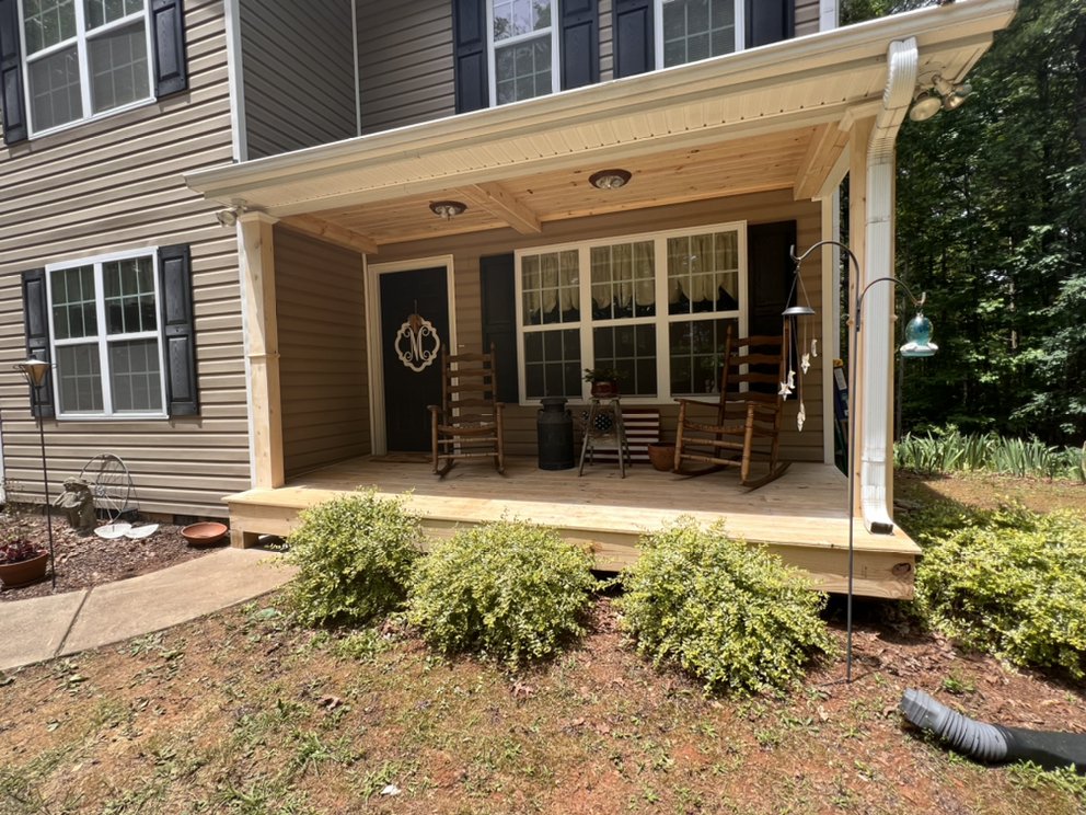 Slide of Cwilson Roofing