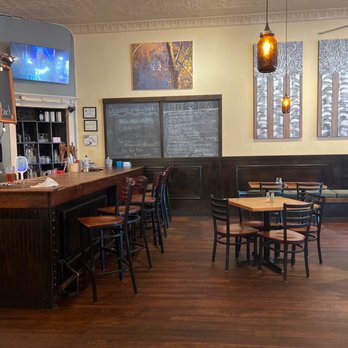 Stack House - Dining & bar area - American Near Me - Mars Hill, North Carolina