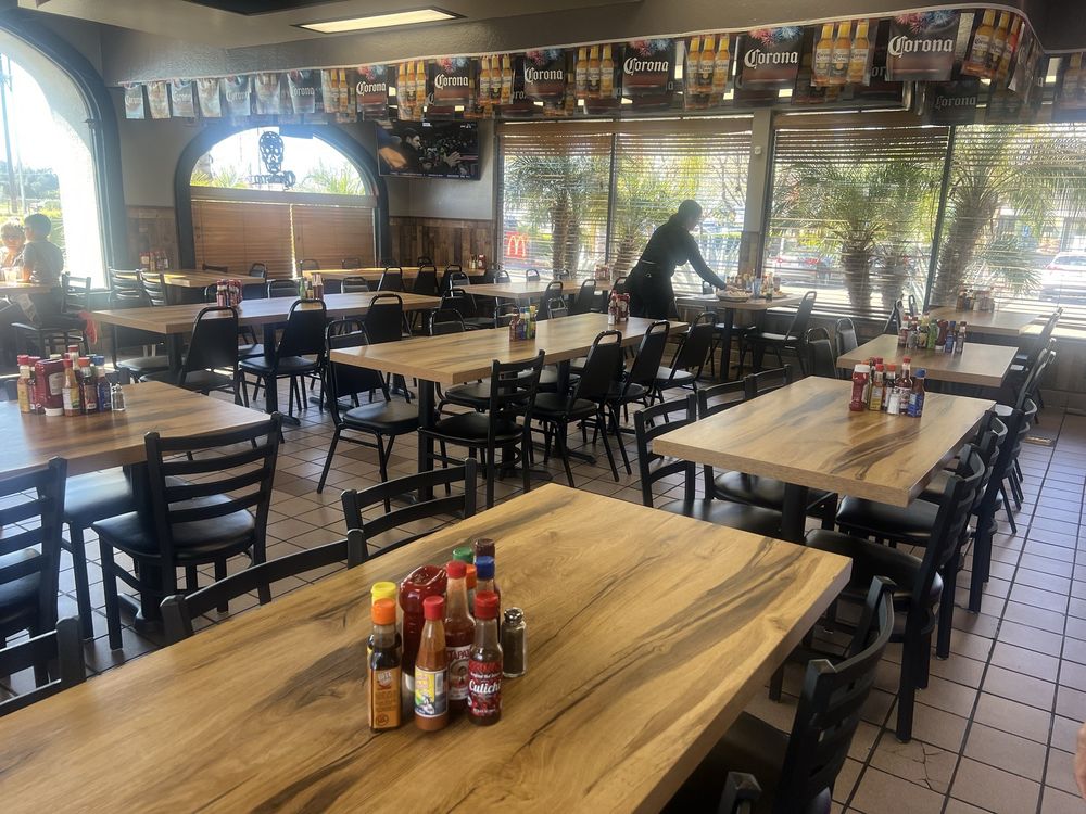 Los Mariscos