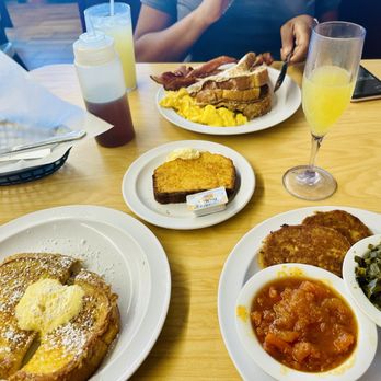 The Serving Spoon - Breakfast & Brunch Near Me - Inglewood, California