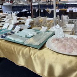 Cassadaga Psychic Shop - Crystals
