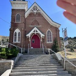 Pony Express Rv Park - Episcopal church