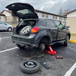 Dema’s Emergency Roadside Service