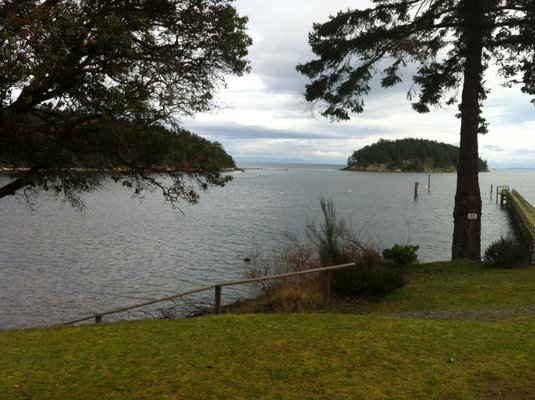 Mayne Island Resort by null