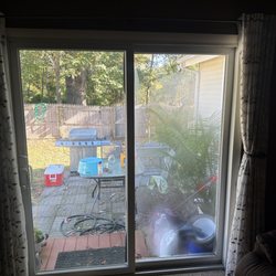 Mainland Plate Glass Co