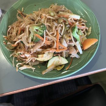 HuHot Mongolian Grill - Asian Fusion Near Me - St Louis, Missouri HuHot Mongolian Grill - Asian Fusion Near Me - St Louis, Missouri