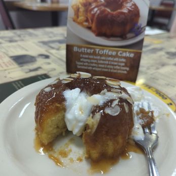 Sally B's Cafe - New American Near Me - Prescott Valley, Arizona