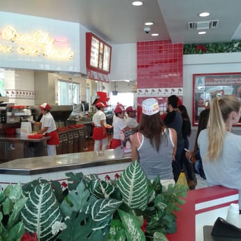 In-N-Out Burger - Interior - Fast Food Near Me - Northridge, California