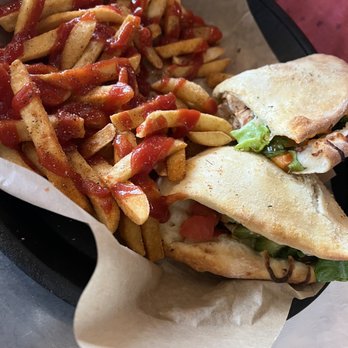 Ironwood Grill - Buffalo chicken sandwich - American Near Me - Texarkana, Texas Ironwood Grill - Buffalo chicken sandwich - American Near Me - Texarkana, Texas