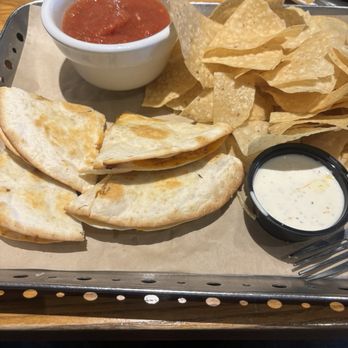 Chili's - $10 Chicken Bacon Ranch Quesadillas - Bars Near Me - Kokomo, Indiana