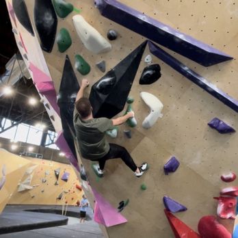 North Mass Boulder - Gyms Near Me - Indianapolis, Indiana North Mass Boulder - Gyms Near Me - Indianapolis, Indiana