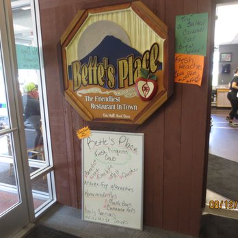 Bette's Place - signs - Breakfast & Brunch Near Me - Hood River, Oregon