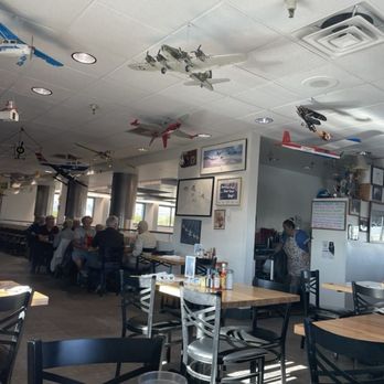 Sunshine & Tailwinds Cafe - Interior. Model airplanes and memorabilia all throughout. - American Near Me - North Las Vegas, Nevada