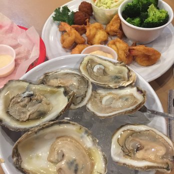 Iguanas - Oysters and lunch portion shrimps & sides - Seafood Near Me - St. Simons, Georgia