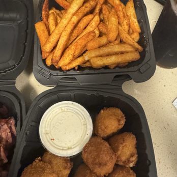 Lunch Box - Jalapeno & Mac Bites (7 Pc) and Cajun Fries - American Near Me - Dearborn Heights, Michigan