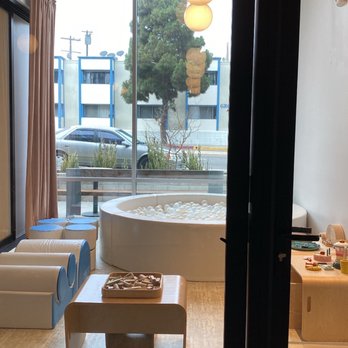 MESH Space - Cowork Lounge - Little cute room for kids! - Shared Office Spaces Near Me - Redondo Beach, California MESH Space - Cowork Lounge - Little cute room for kids! - Shared Office Spaces Near Me - Redondo Beach, California